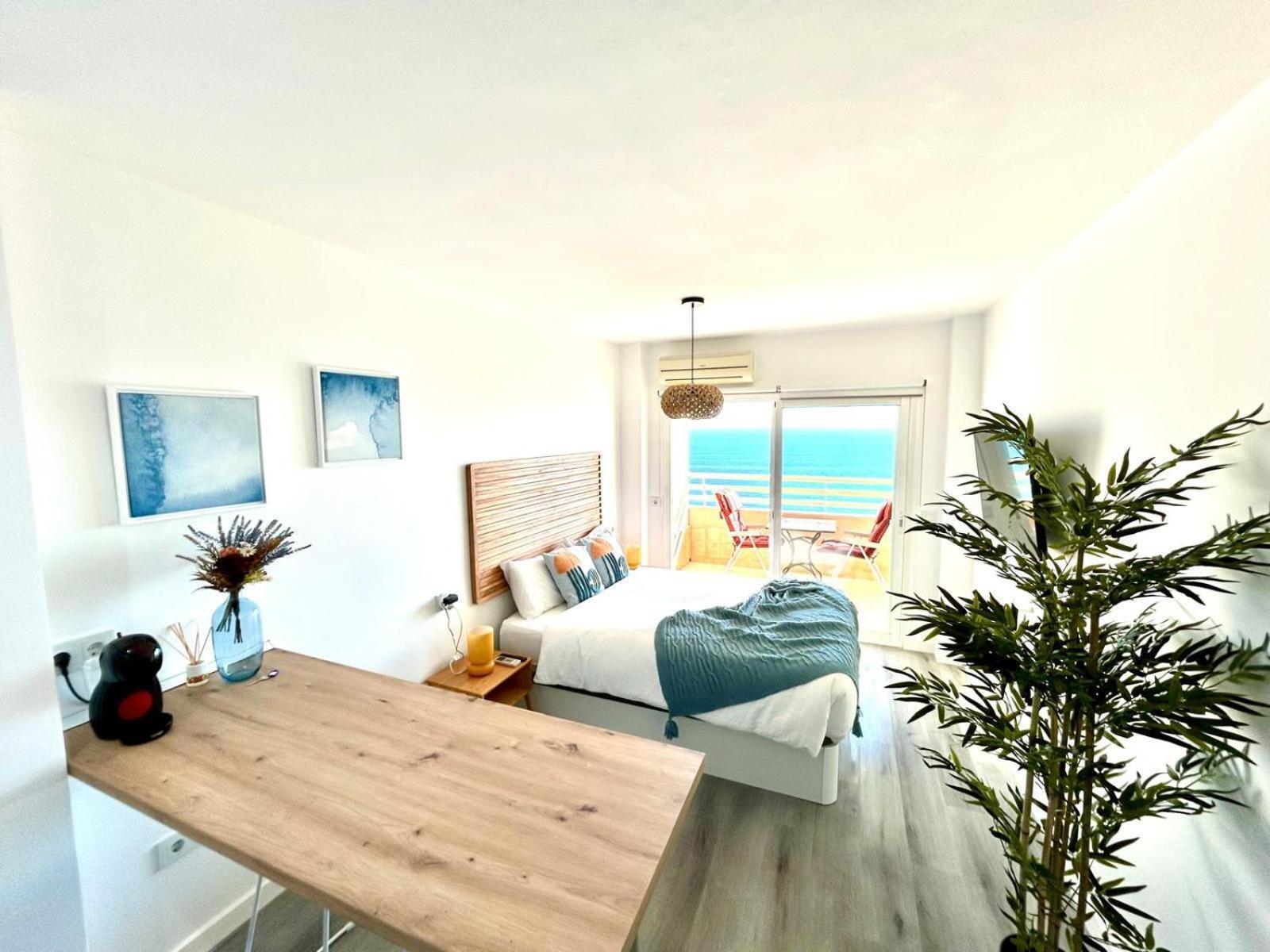 フエンヒロラStella Maris - Amazing Frontal Sea Views With Pool & Terrace By 10Toseaアパートメント エクステリア 写真